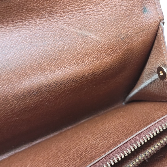 100% Authentic Louis Vuitton Monogram wallet - Picture 6 of 8